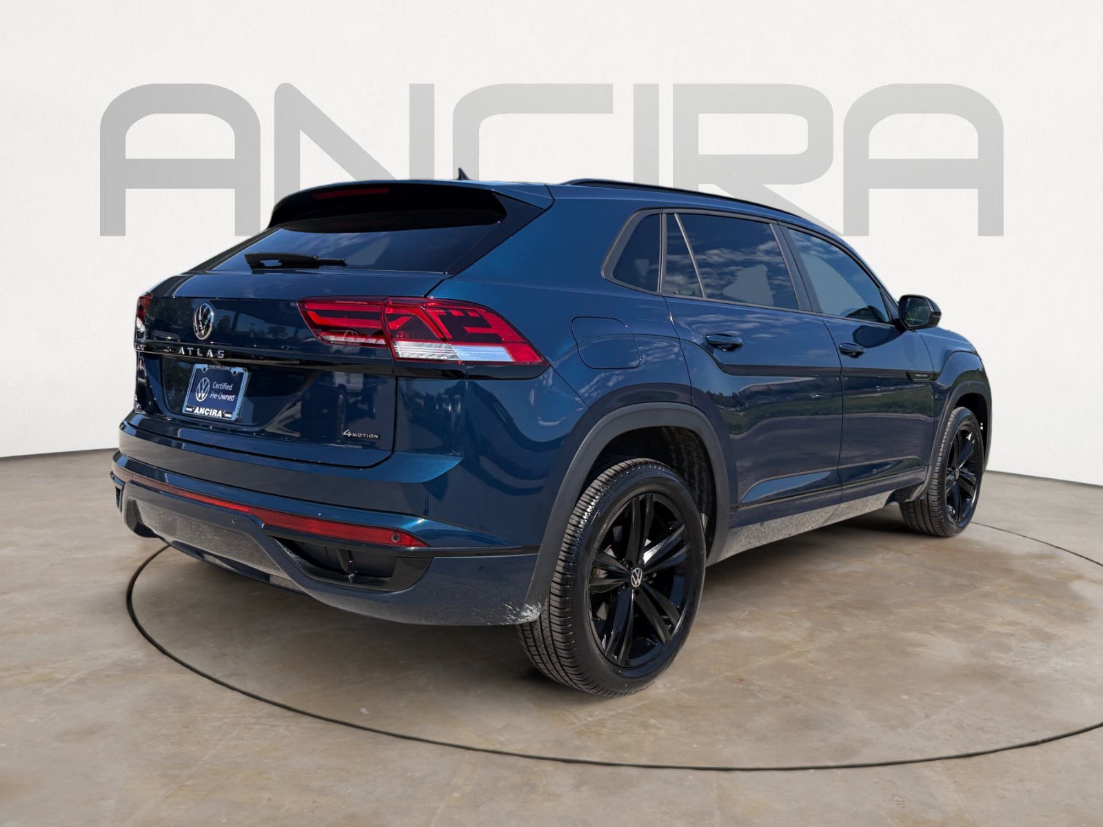 Certified 2023 Volkswagen Atlas Cross Sport SEL R-Line AWD/4WD image 10