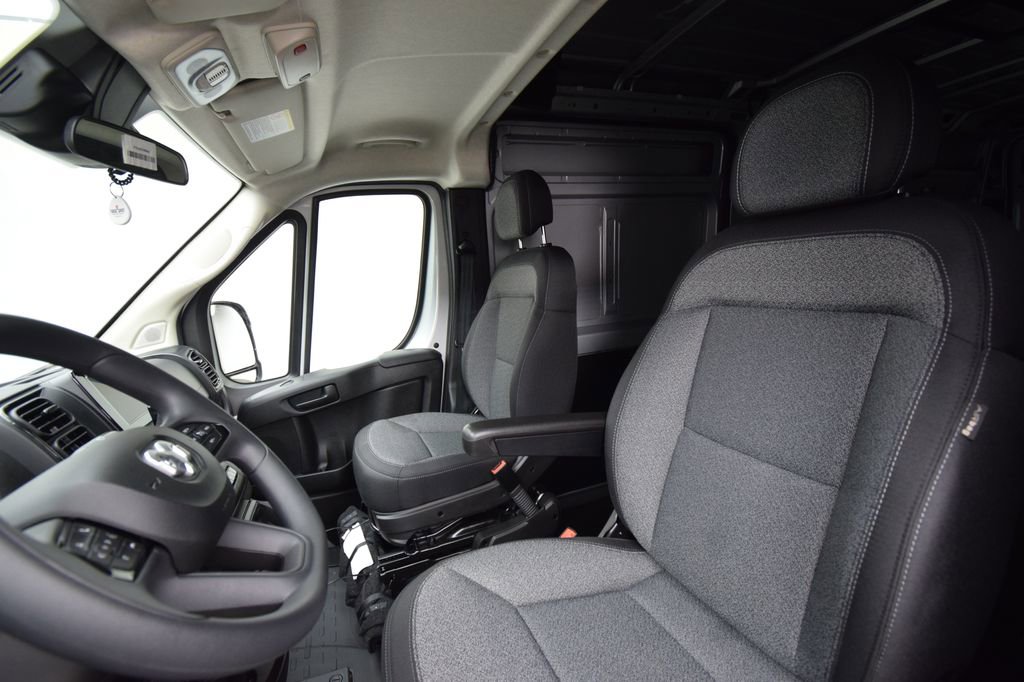 New 2026 RAM ProMaster 3500 w/ Convenience Group FWD image 33