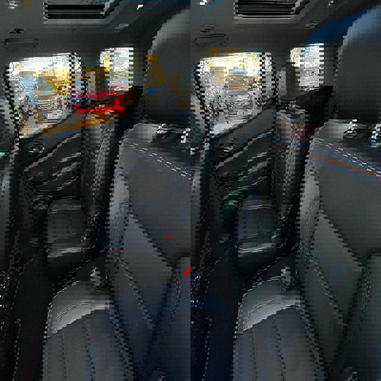 Used 2023 GMC Acadia AT4 image 24