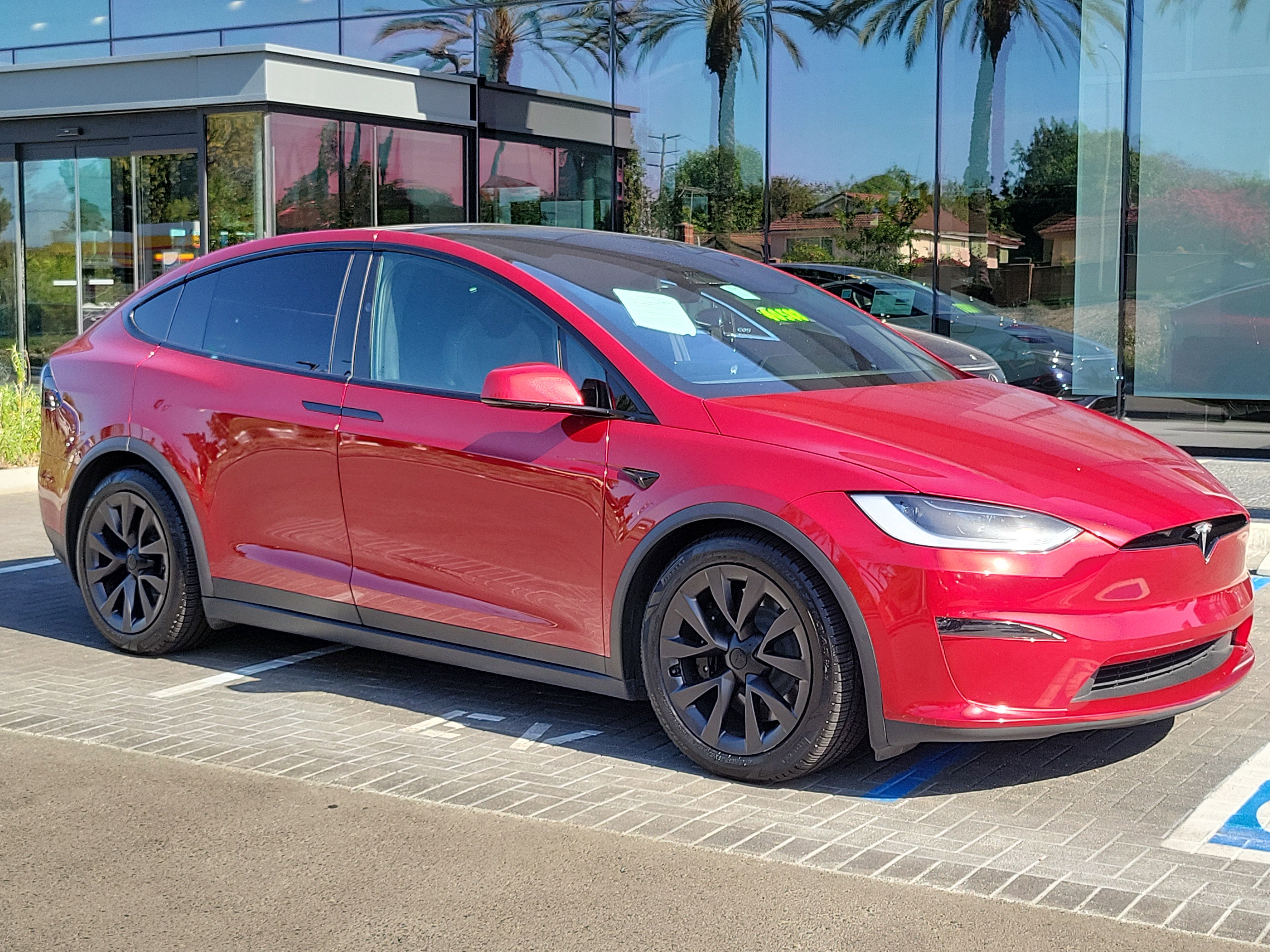 Used 2024 Tesla Model X Long Range AWD/4WD image 26