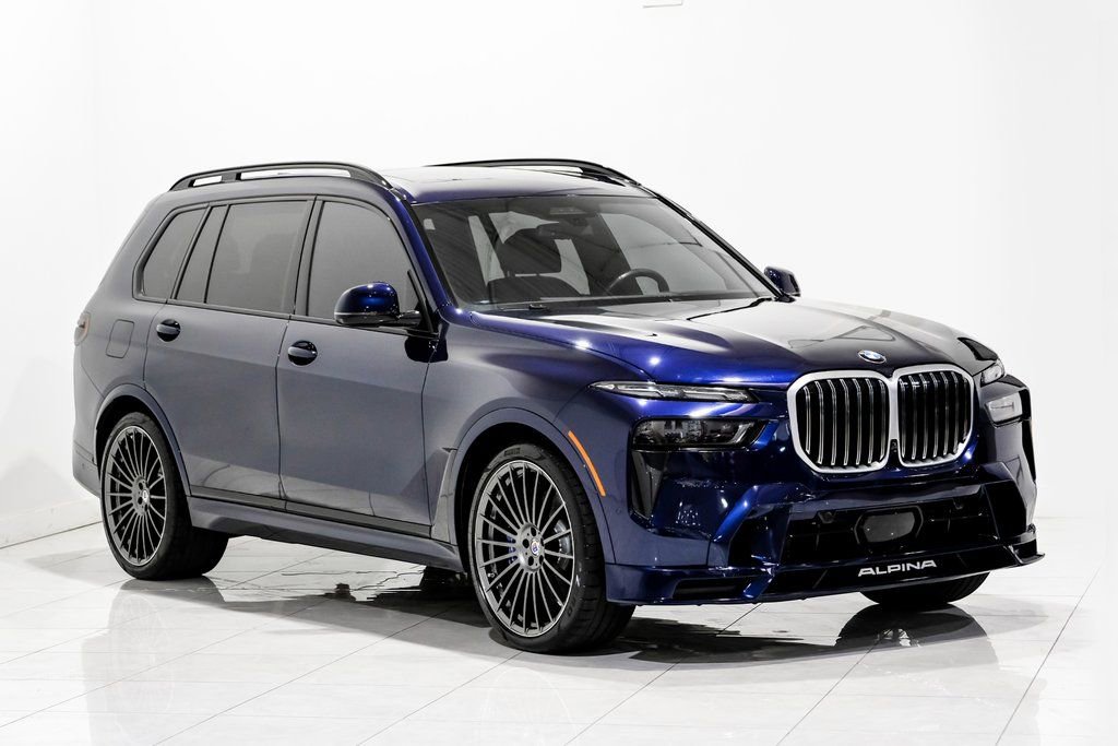 Used 2024 BMW ALPINA XB7 image 3