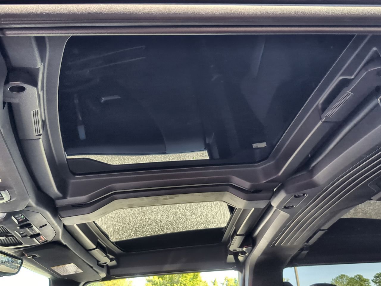Used 2025 GMC Hummer EV 2X image 19
