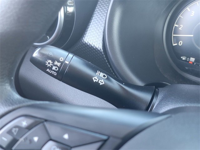 Used 2021 Nissan Kicks SV image 30