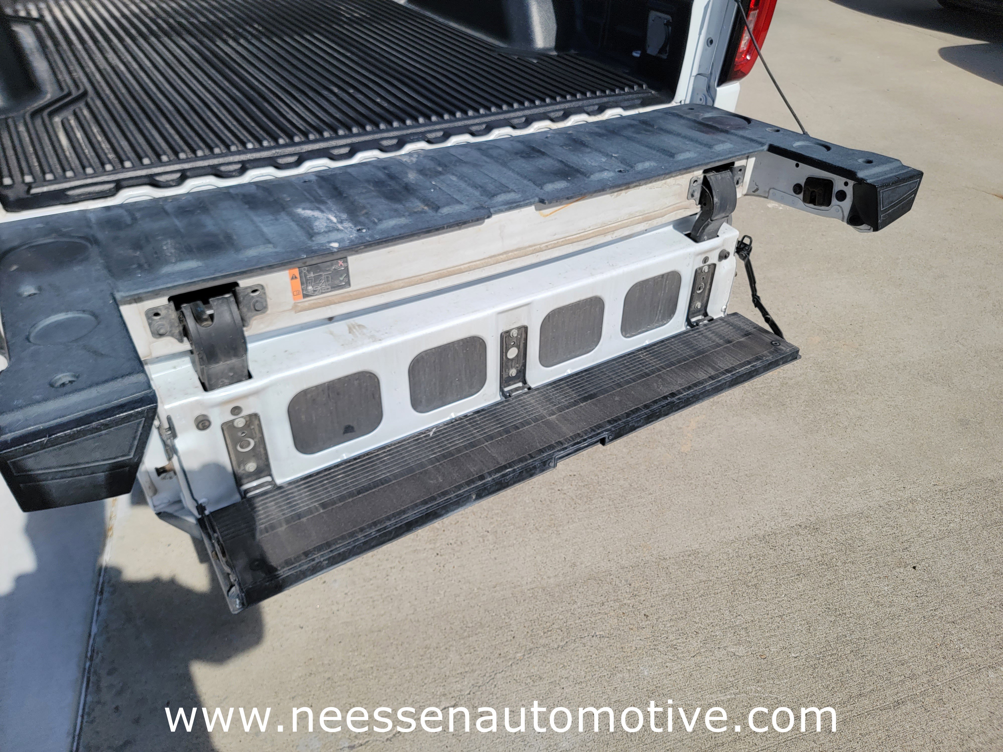 Used 2022 GMC Sierra 1500 SLT w/ SLT Convenience Package image 37