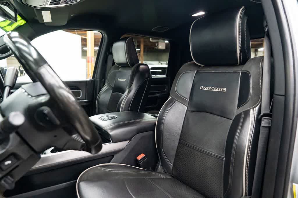 Used 2022 RAM 3500 Laramie AWD/4WD image 21