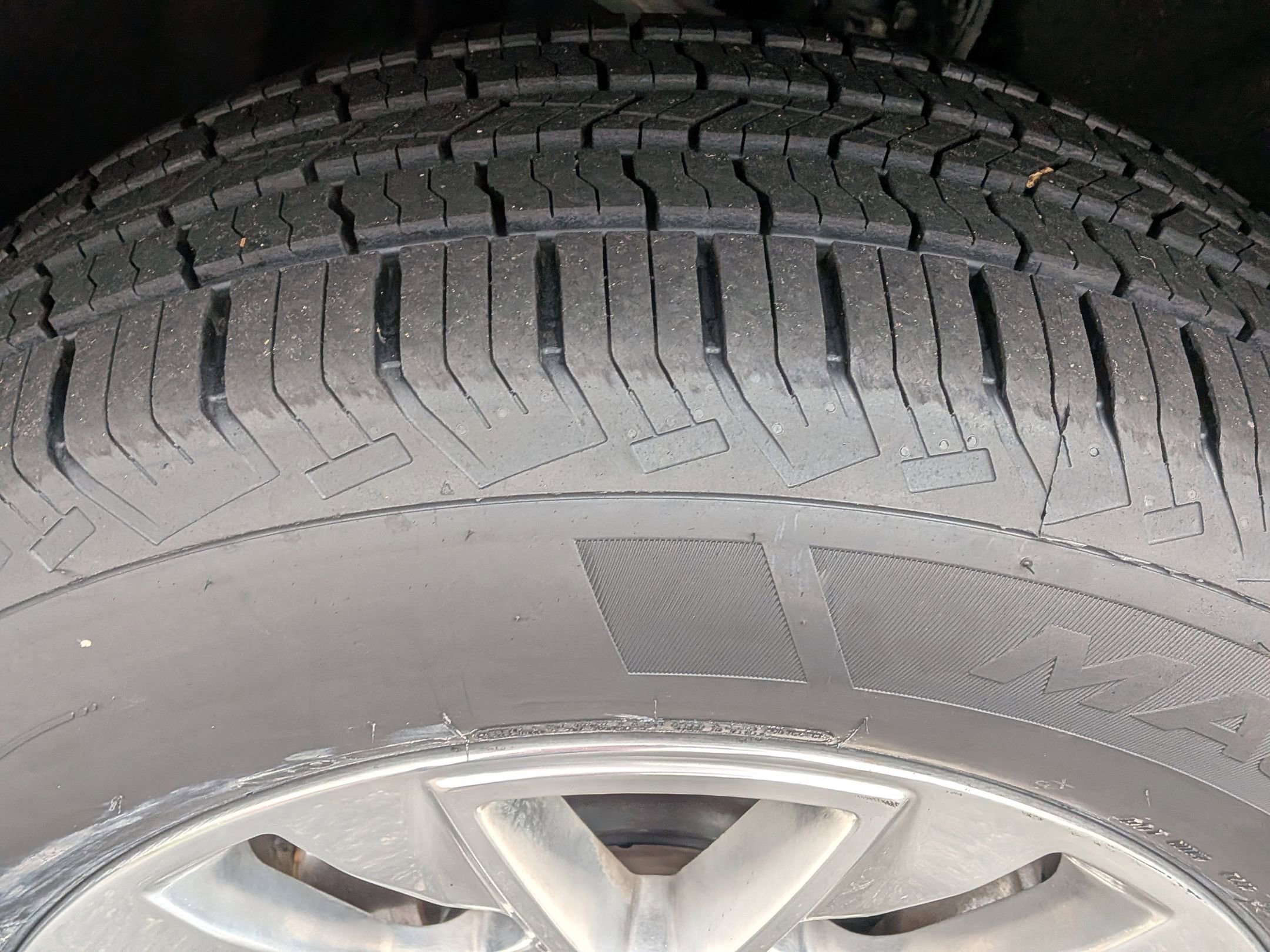 Used 2021 Chevrolet Suburban Premier image 13