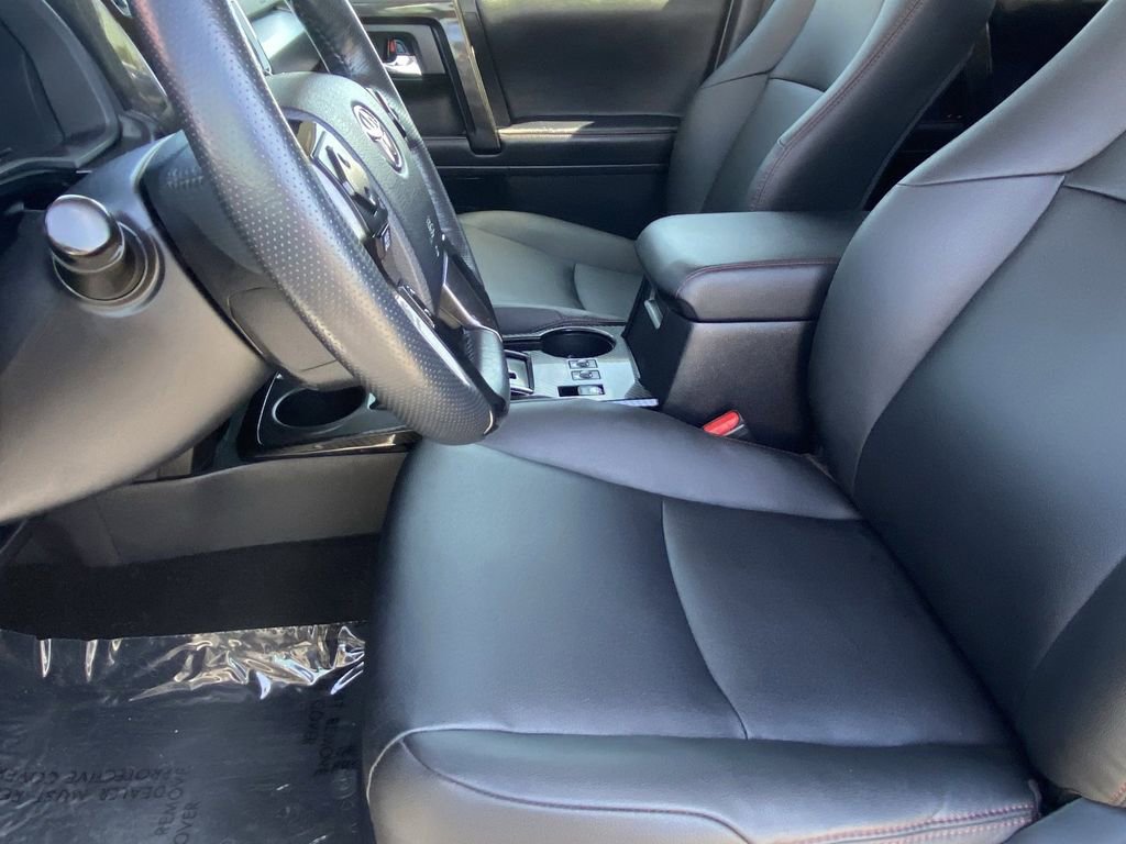 Certified 2024 Toyota 4Runner TRD Off-Road Premium w/ Moonroof Package AWD/4WD image 22