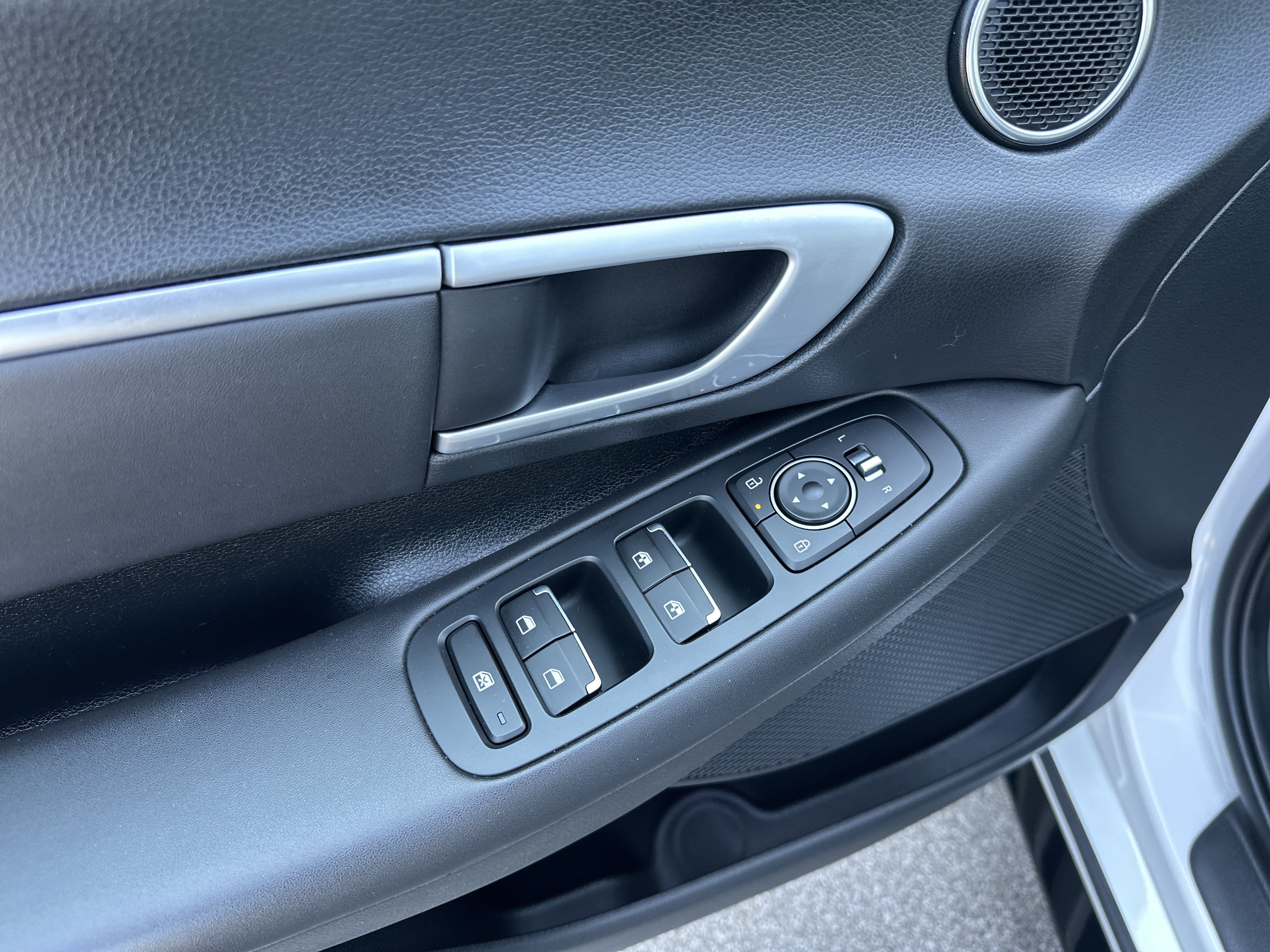 Used 2024 Hyundai Sonata SEL FWD image 14