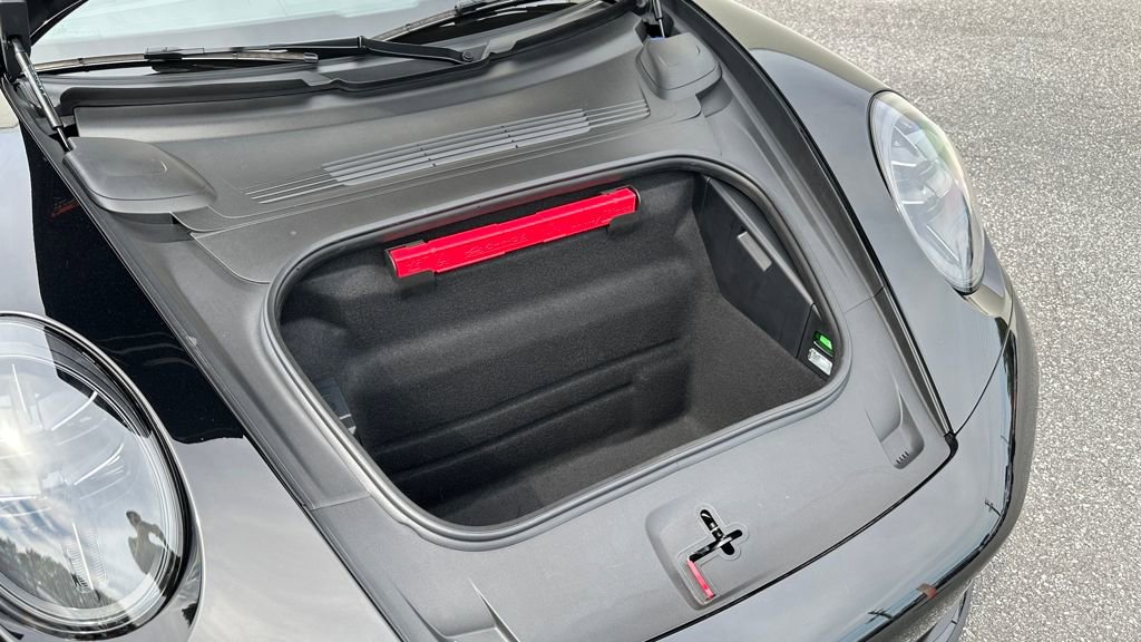 Used 2025 Porsche 911 Carrera image 18