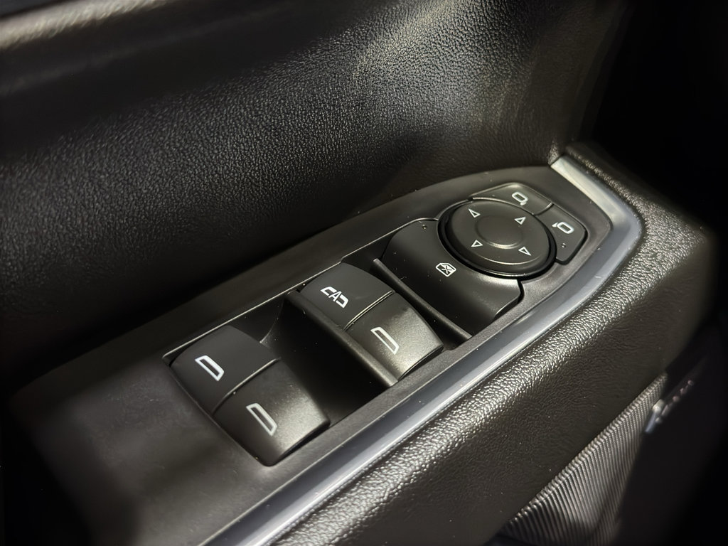 Used 2024 GMC Sierra 1500 Elevation w/ Elevation Premium Package AWD/4WD image 39