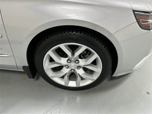 Used 2017 Chevrolet Impala Premier w/ Enhanced Convenience Package image 19