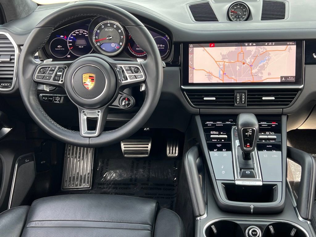 Used 2021 Porsche Cayenne Turbo image 18