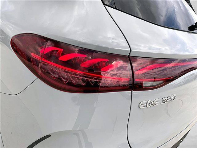 New 2026 Mercedes-Benz EQE 320 4MATIC SUV image 26