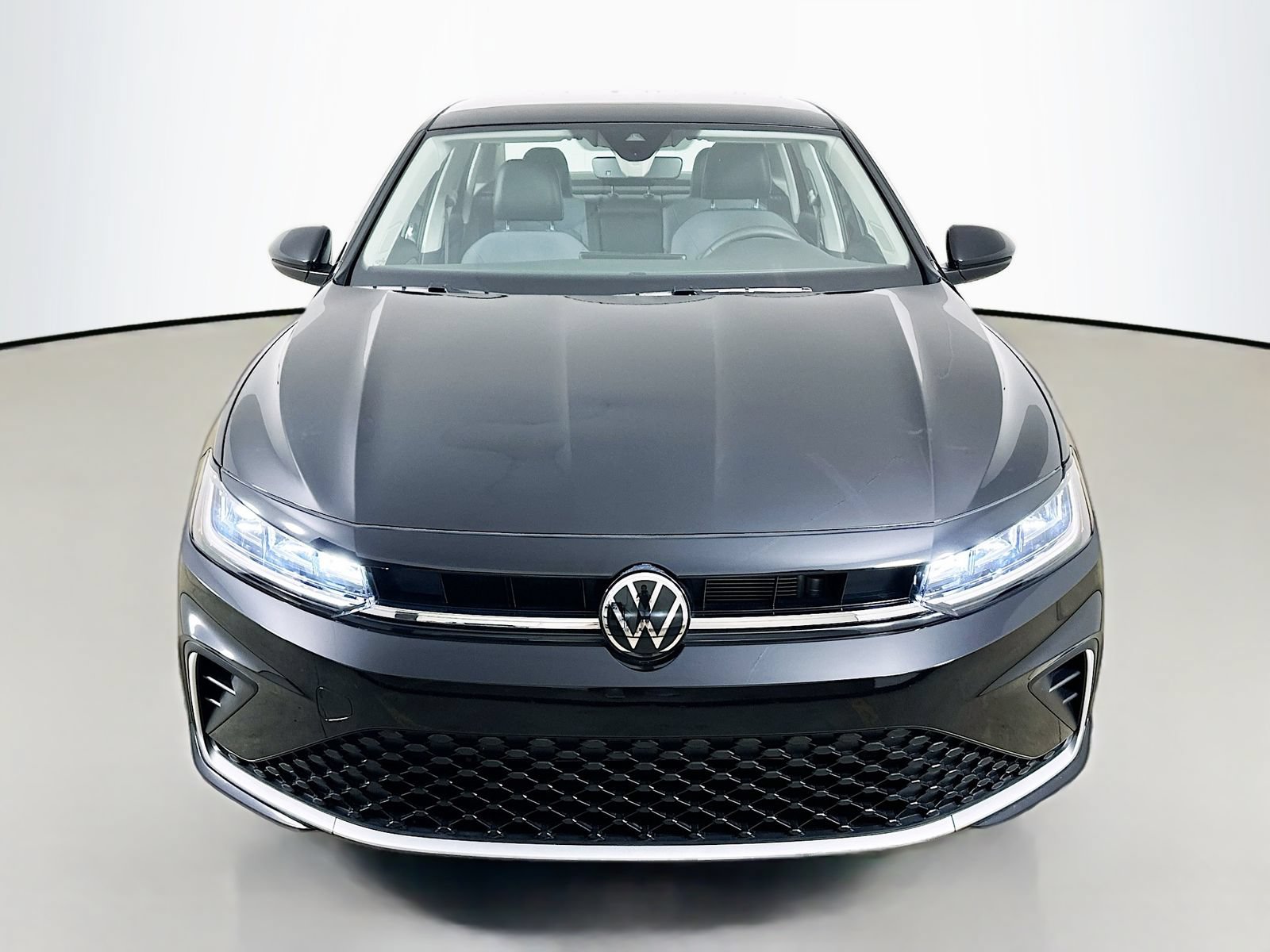 New 2026 Volkswagen Jetta SE FWD image 2
