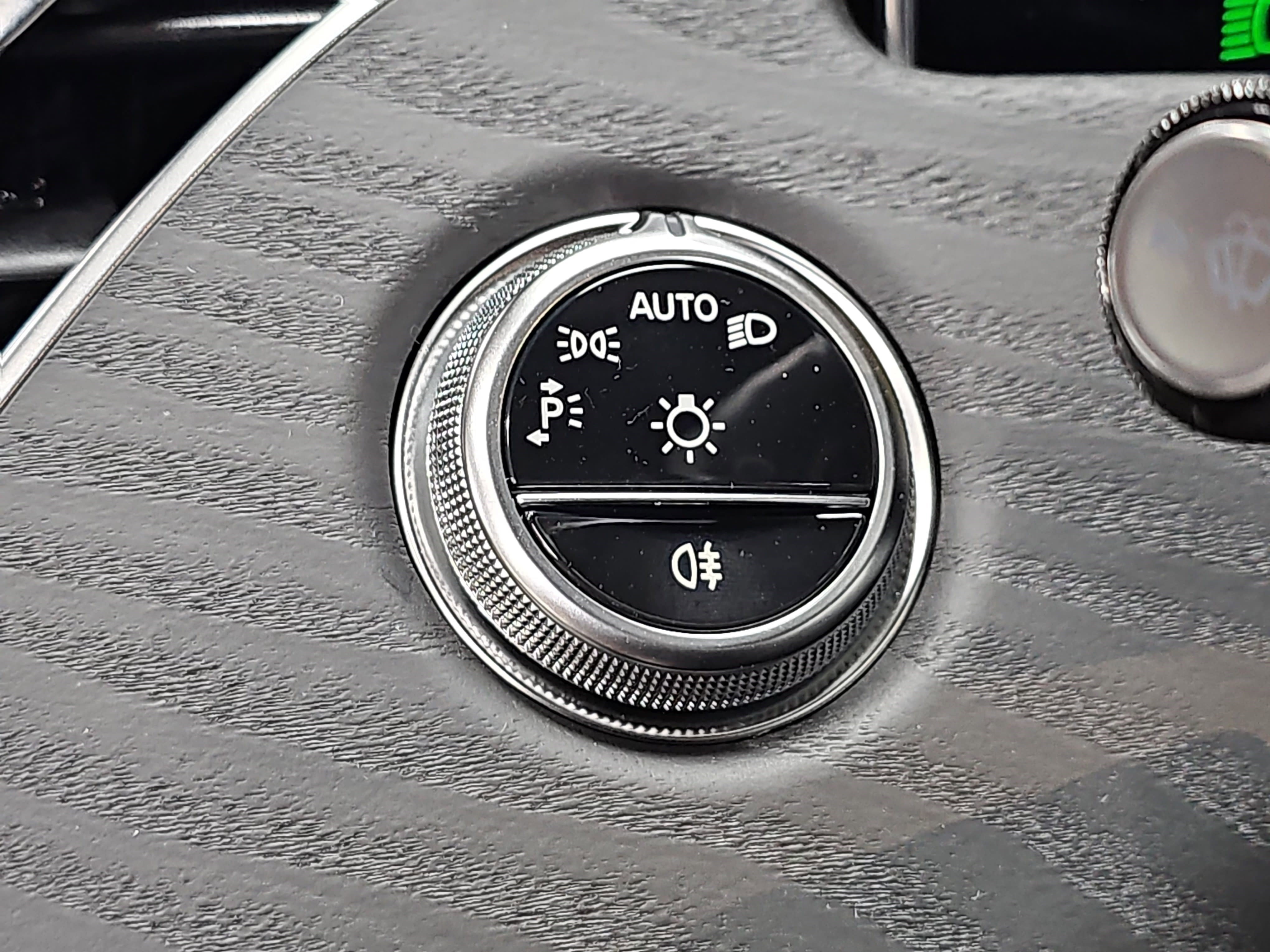 New 2026 Mercedes-Benz E 350 4MATIC Sedan image 27