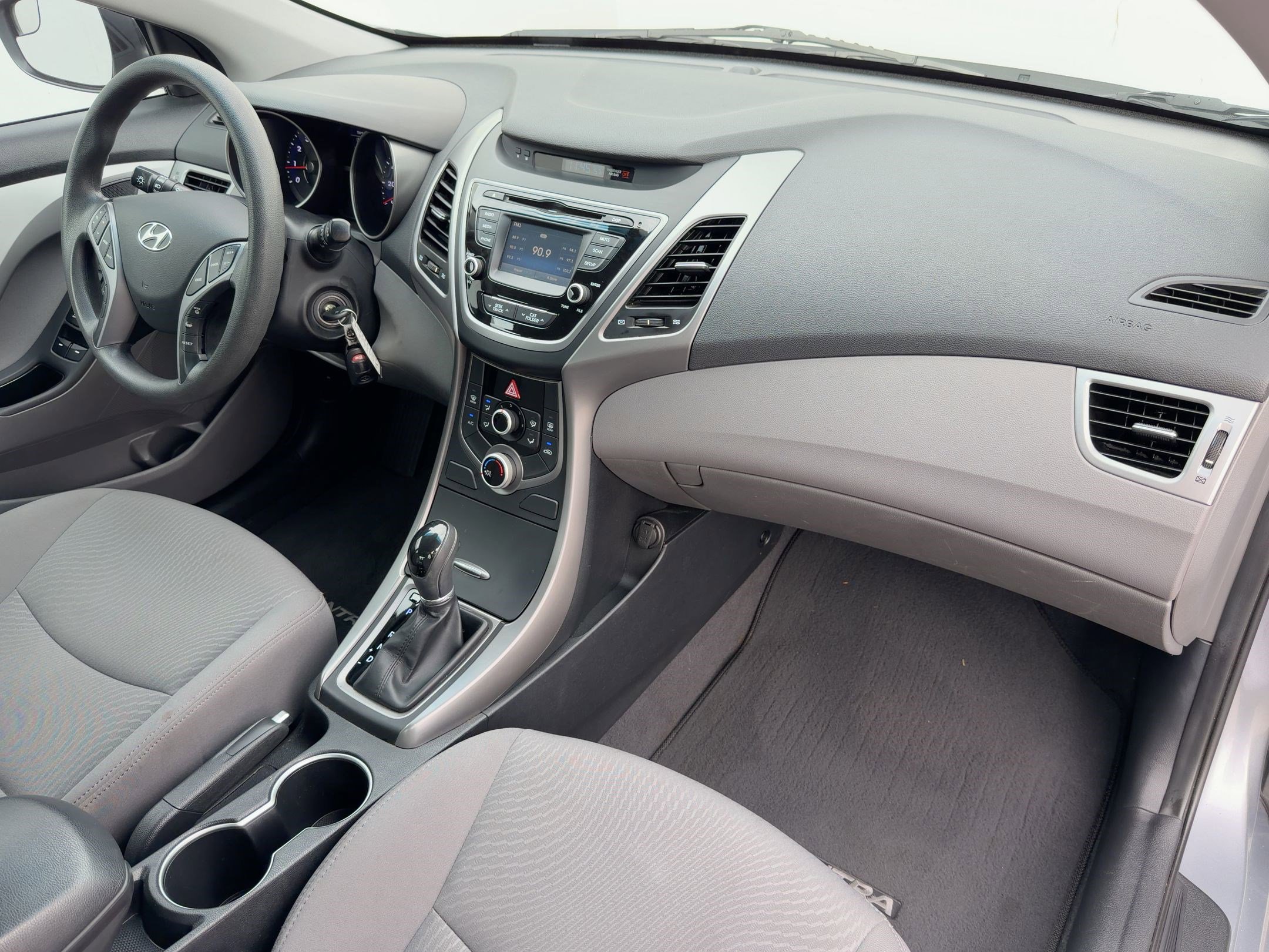 Used 2015 Hyundai Elantra SE w/ Option Group 02 image 29