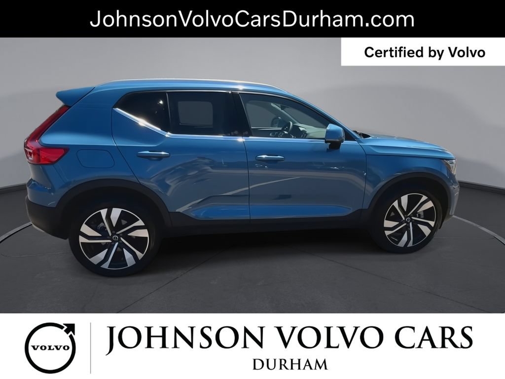 Used 2023 Volvo XC40 B5 Plus w/ Protection Package Premier AWD/4WD image 10