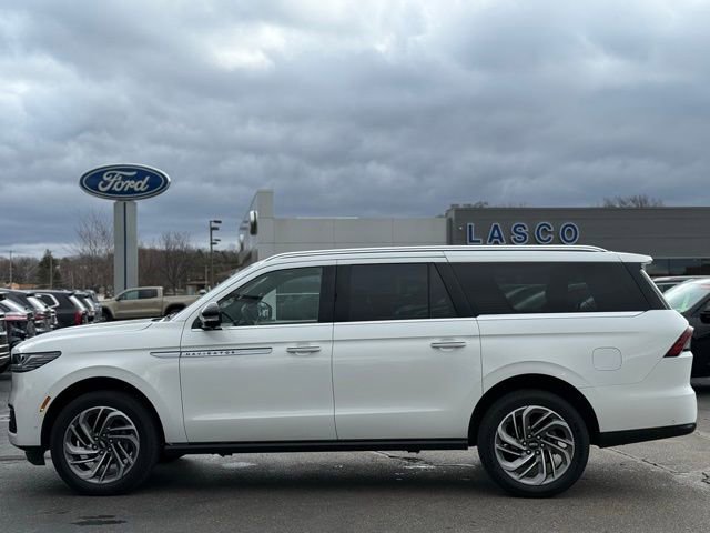 Used 2025 Lincoln Navigator L Reserve image 52