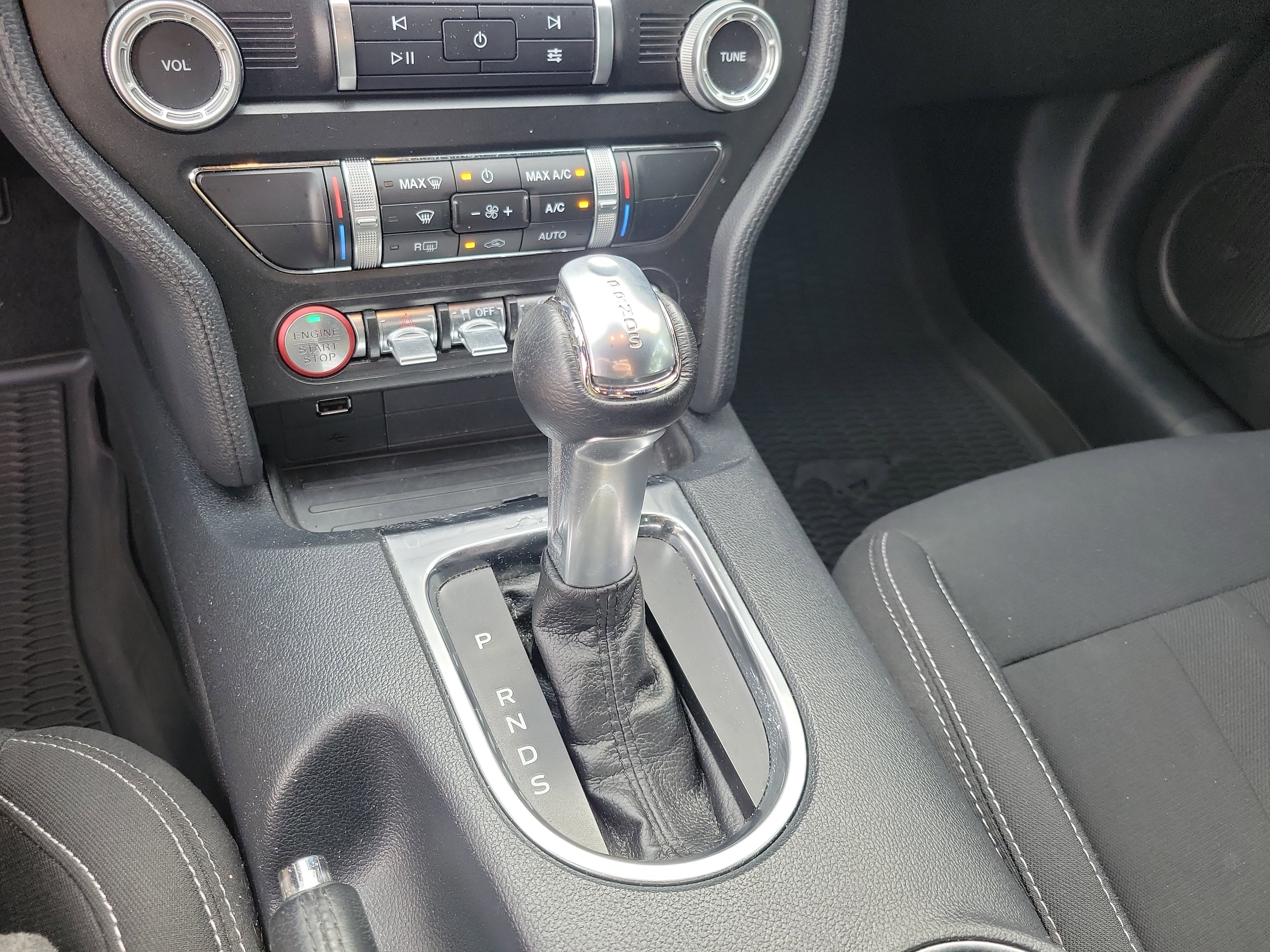 Certified 2021 Ford Mustang Coupe w/ Equipment Group 101A image 22