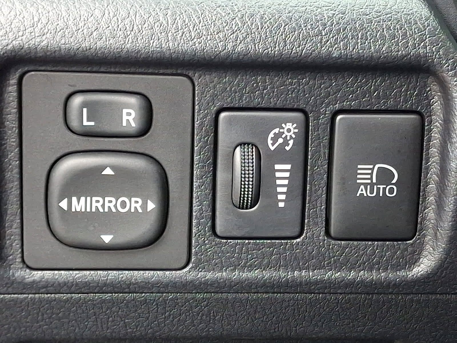 Used 2021 Toyota 4Runner SR5 Premium w/ Moonroof Package image 26