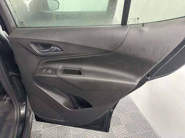 Used 2021 Chevrolet Equinox LT image 16