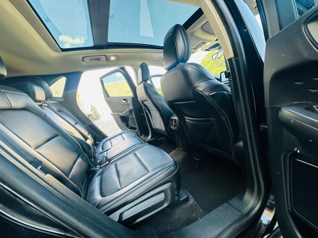 Used 2020 Ford Escape SEL FWD image 23