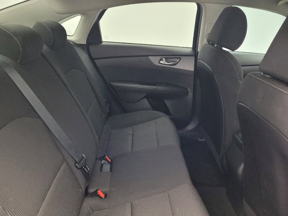 Used 2019 Kia Forte LXS image 19