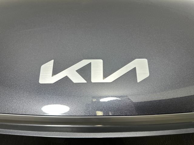 Used 2024 Kia EV9 Wind AWD/4WD image 9