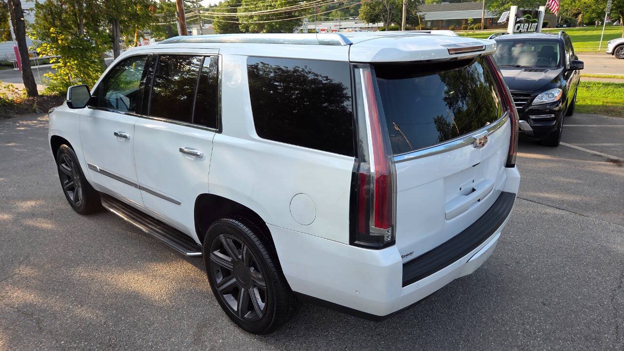 Used 2017 Cadillac Escalade Luxury AWD/4WD image 12