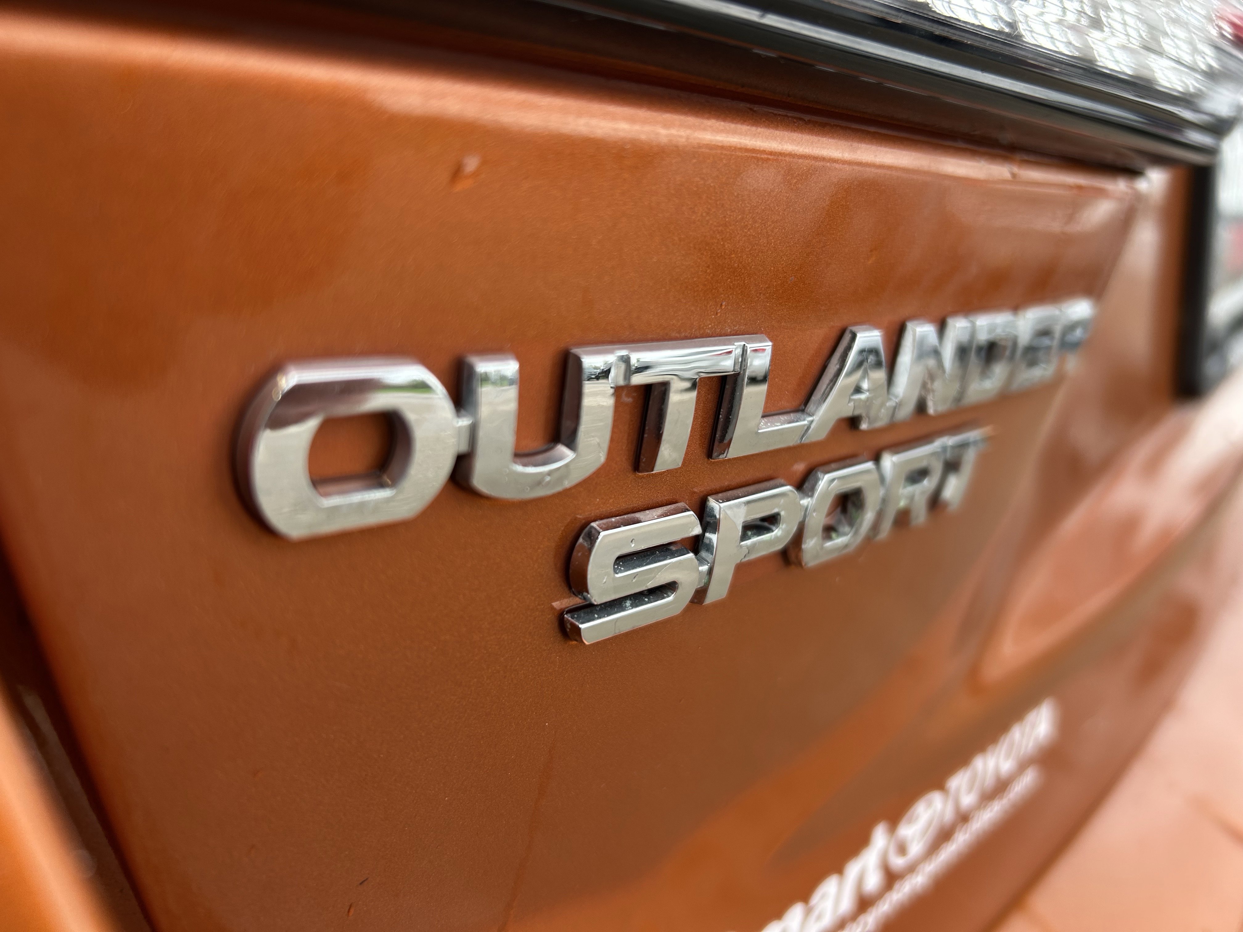 Used 2020 Mitsubishi Outlander Sport SE FWD image 7