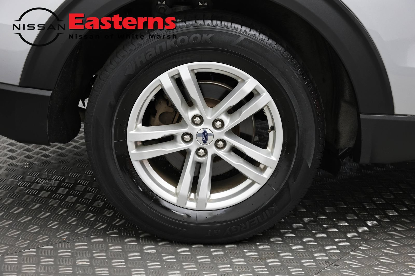 Used 2023 Ford Explorer XLT RWD image 28
