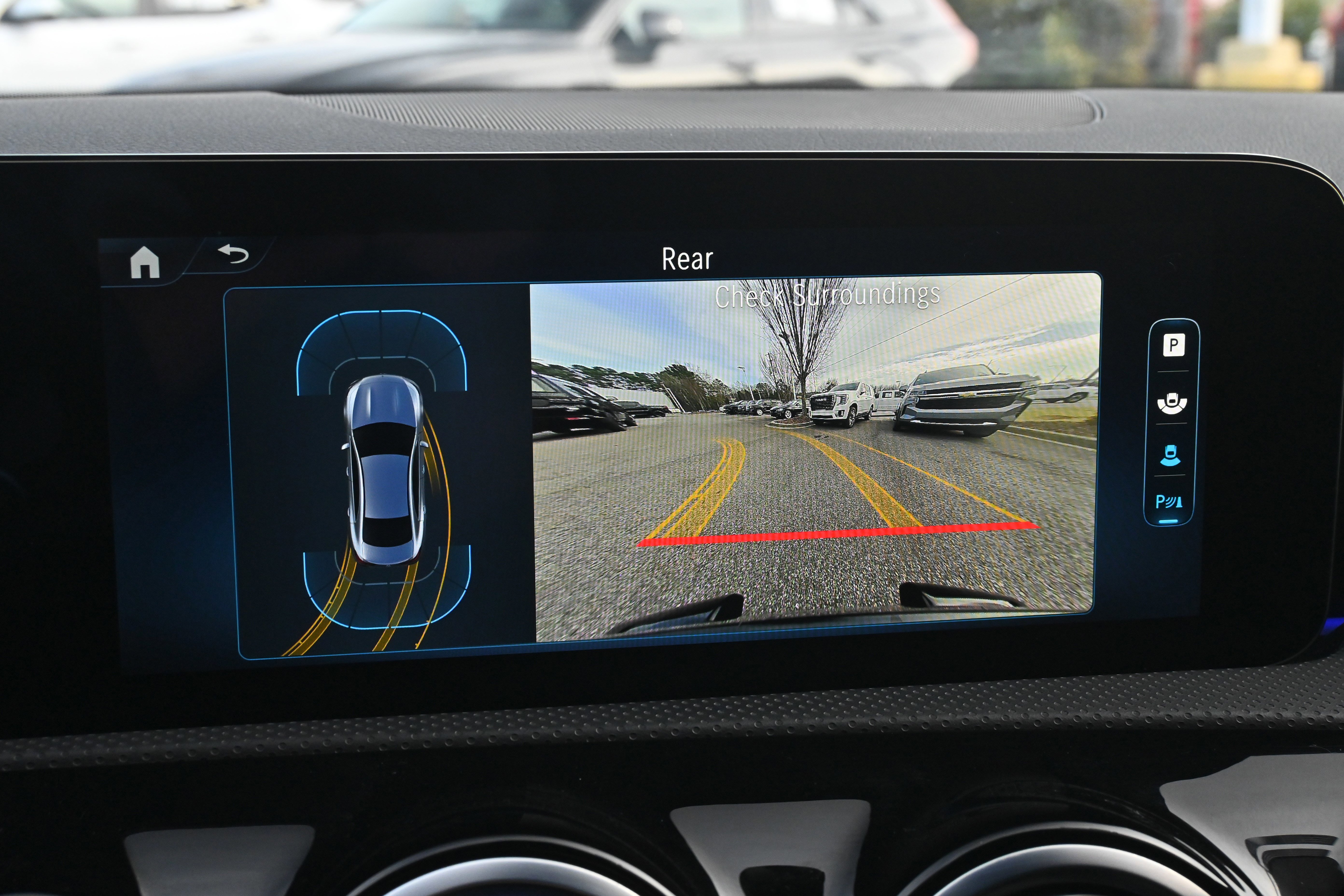 Used 2024 Mercedes-Benz CLA 35 AMG 4MATIC image 29