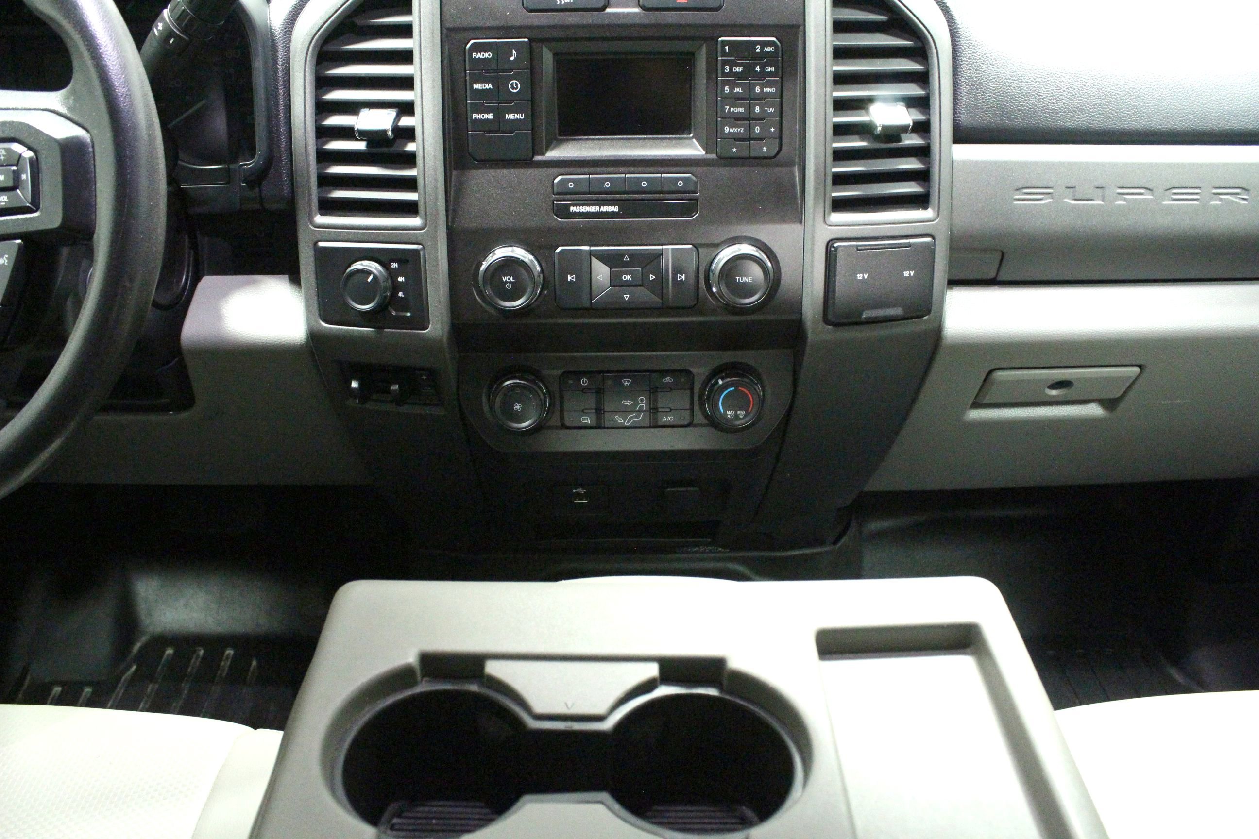 Used 2019 Ford F250 XL w/ STX Appearance Package AWD/4WD image 21