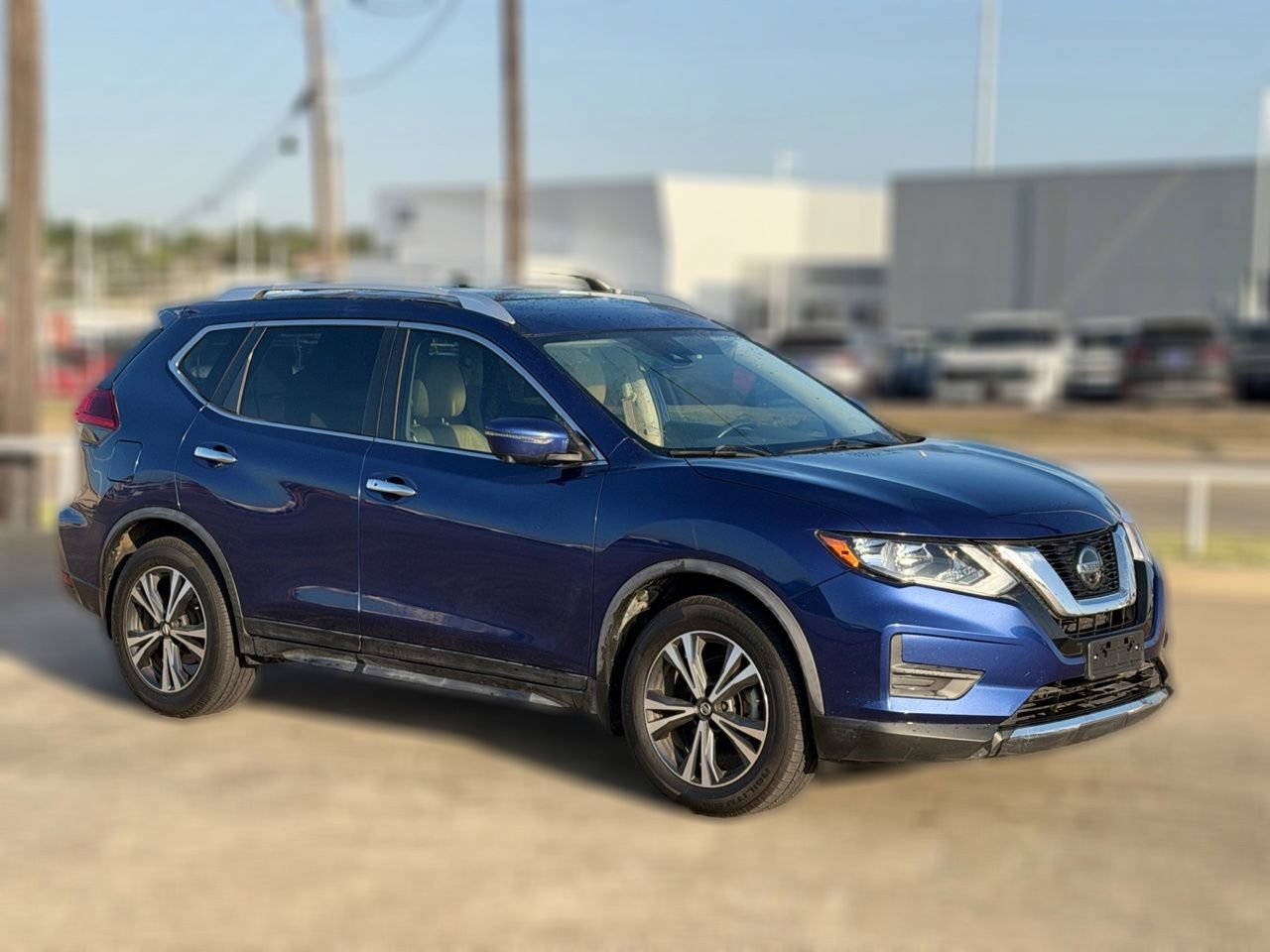 Used 2019 Nissan Rogue SV w/ Sun & Sound Touring Package FWD image 5