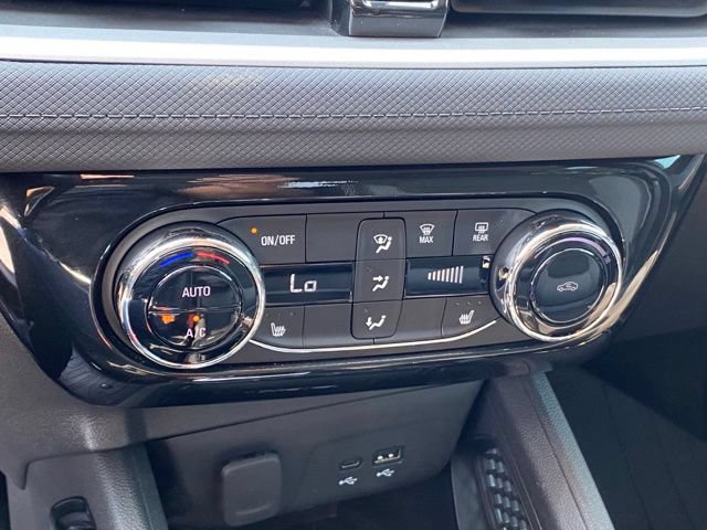 Used 2024 Chevrolet TrailBlazer LT w/ Convenience Package AWD/4WD image 16
