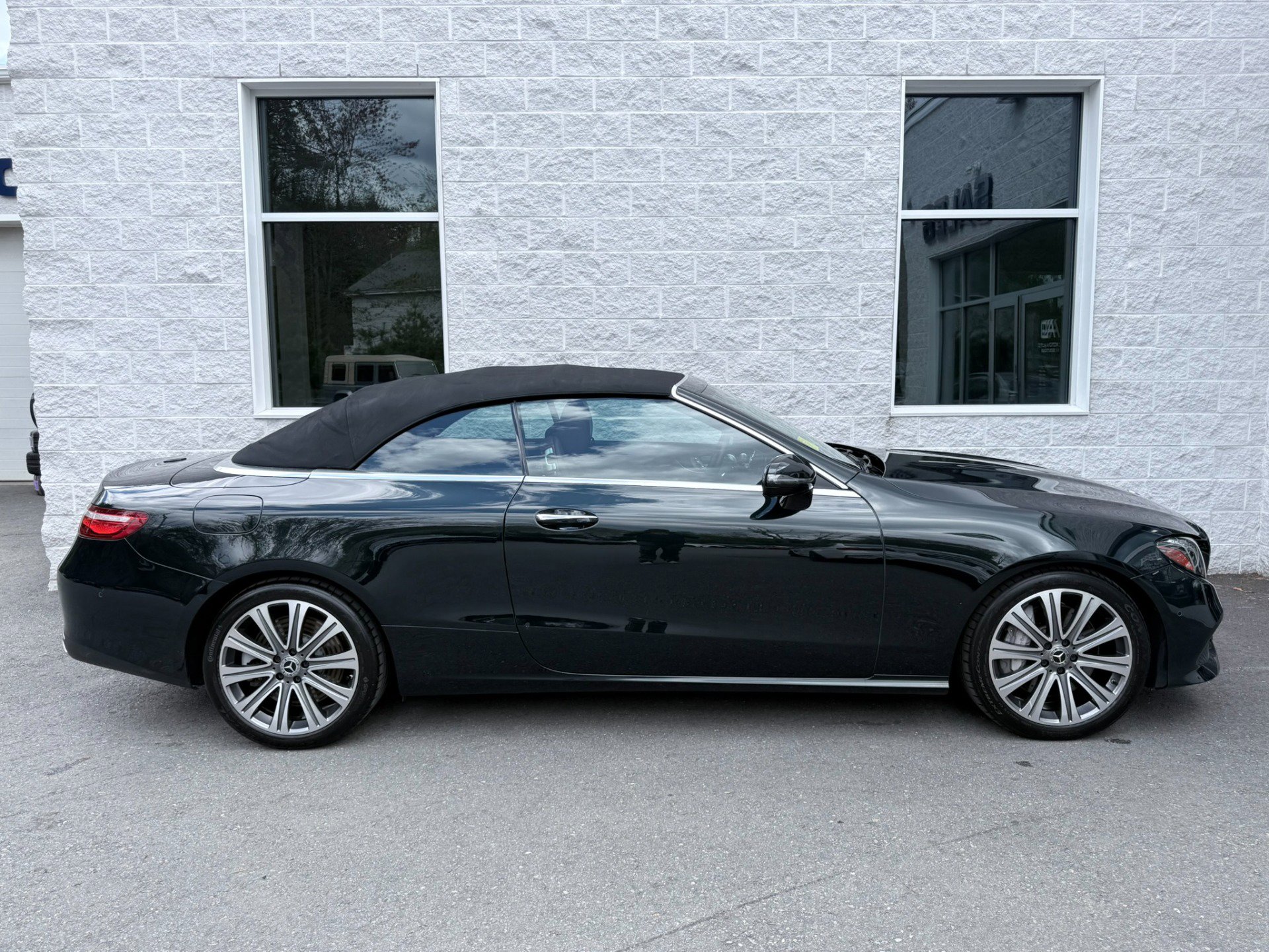 Used 2018 Mercedes-Benz E 400 Cabriolet image 29