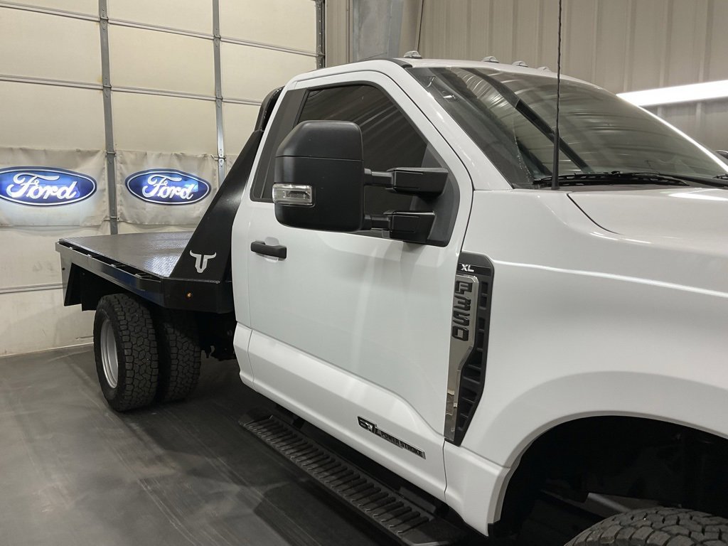 Used 2024 Ford F350 XL w/ Snow Plow Prep Package image 4