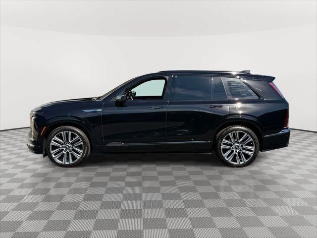 Used 2026 Cadillac Vistiq Platinum w/ LPO, Floor Liner Package AWD/4WD image 4