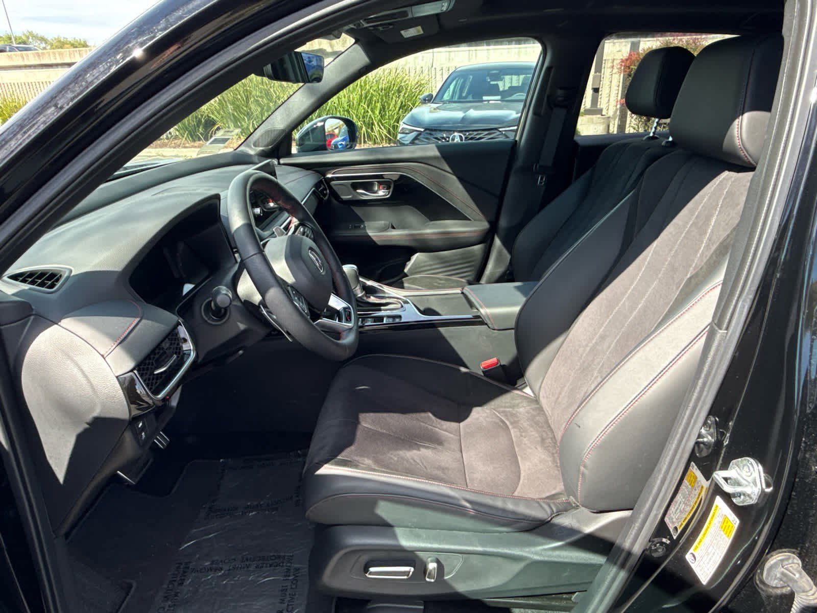 Used 2025 Acura ADX A-Spec image 23