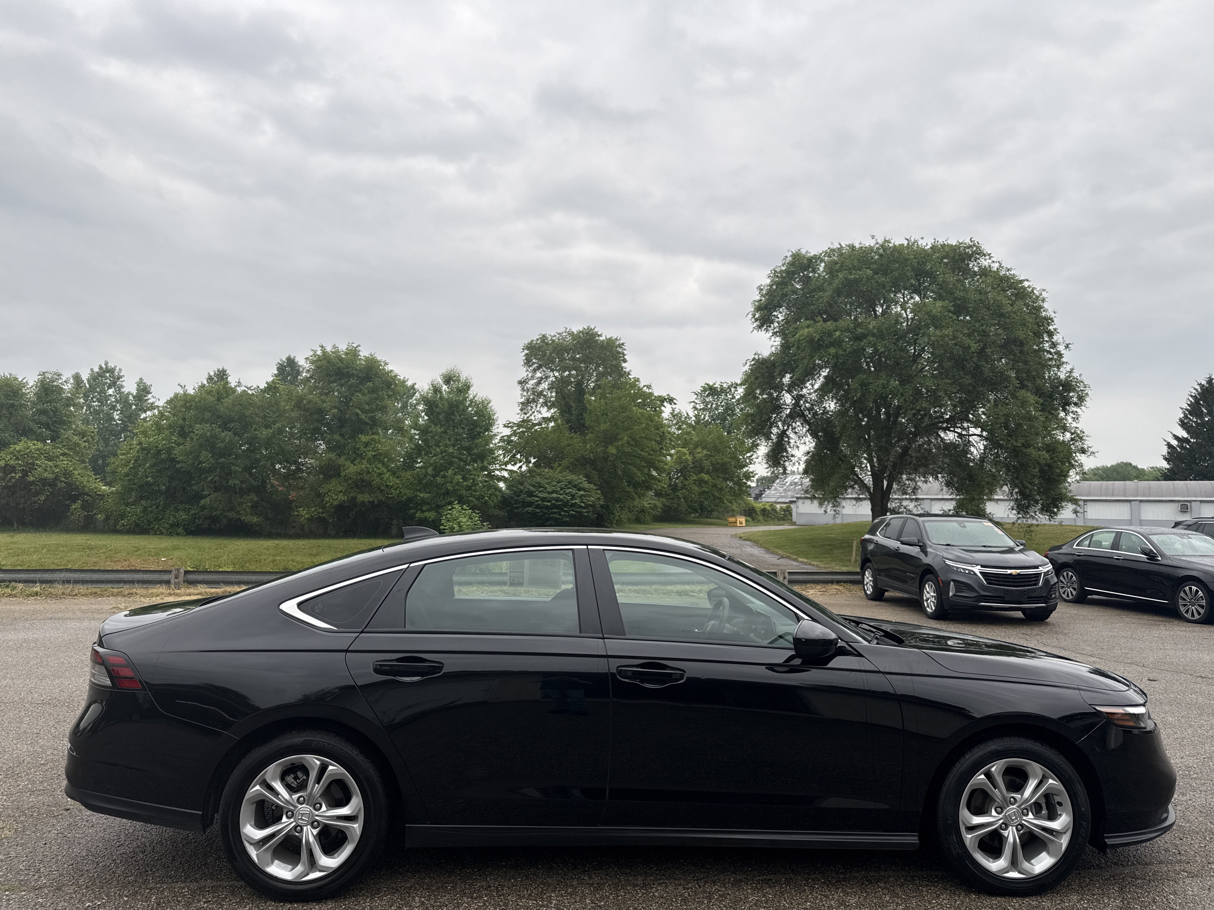 Used 2024 Honda Accord LX image 2