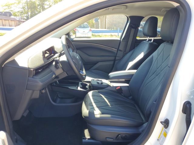 Used 2024 Ford Mustang Mach-E Select w/ Comfort Package Lite image 13