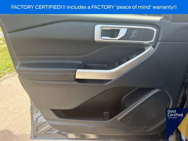 Used 2023 Ford Explorer XLT w/ Equipment Group 202A AWD/4WD image 29