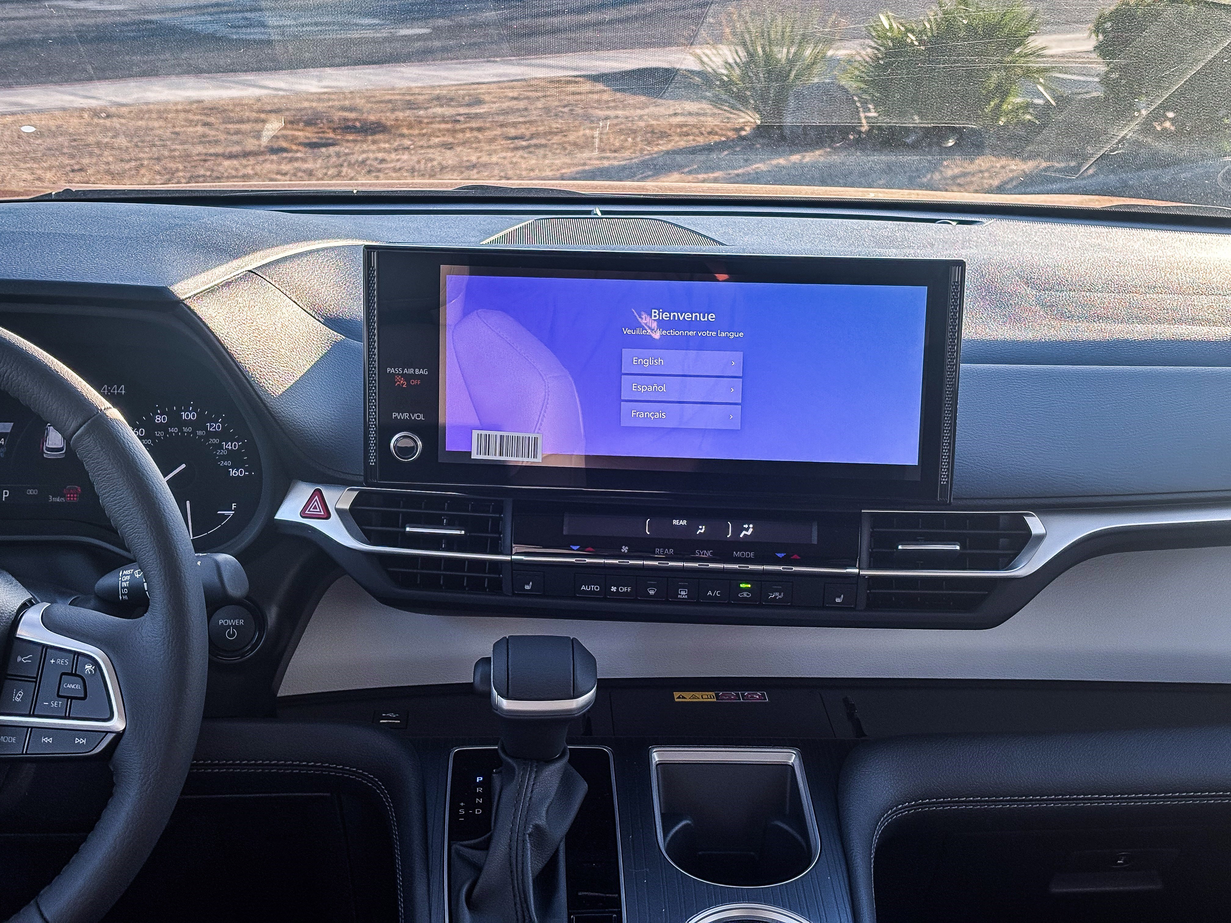 New 2026 Toyota Sienna XLE FWD image 16