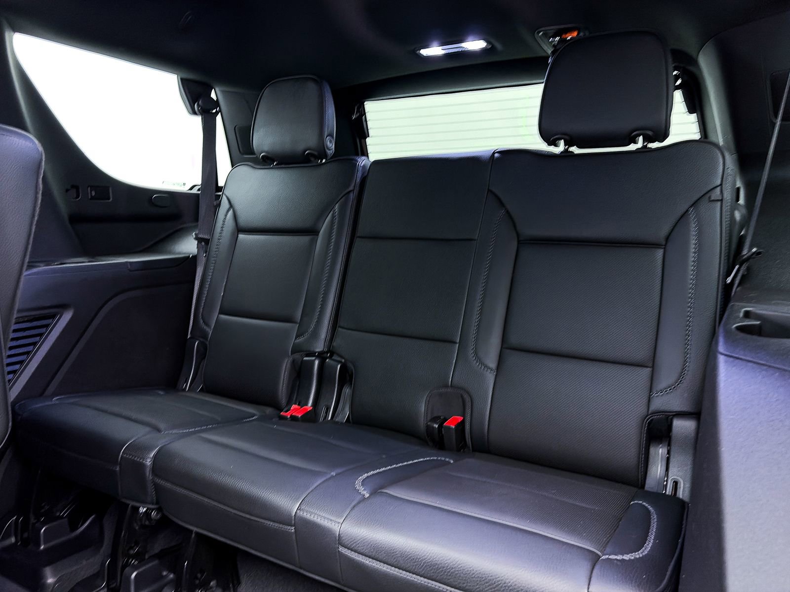 Used 2022 GMC Yukon Denali image 43