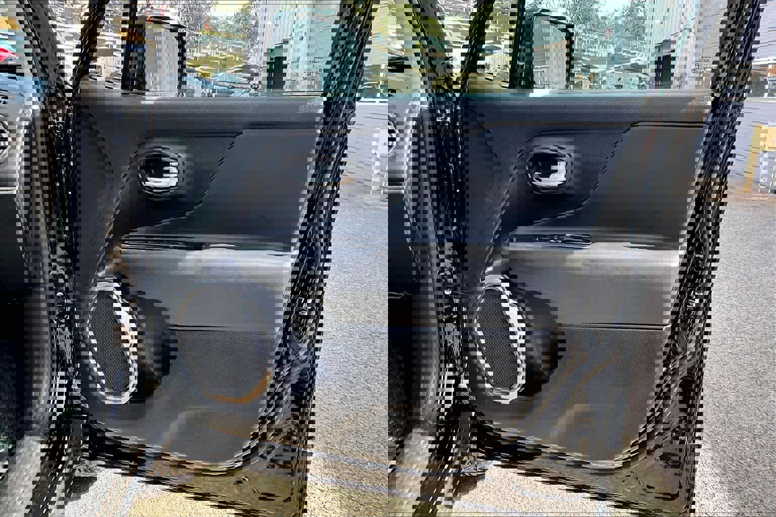 Used 2023 Jeep Renegade Limited w/ Sun/Sound Group image 23