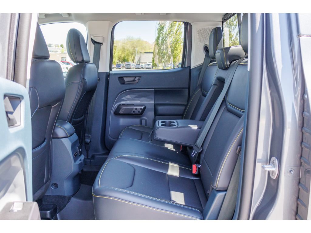 Used 2025 Ford Maverick Lobo AWD/4WD image 13