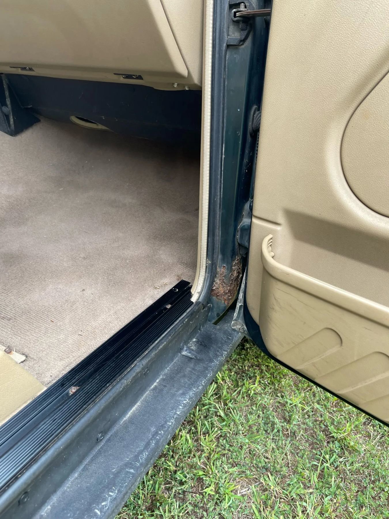 Used 1999 Land Rover Discovery SD image 27