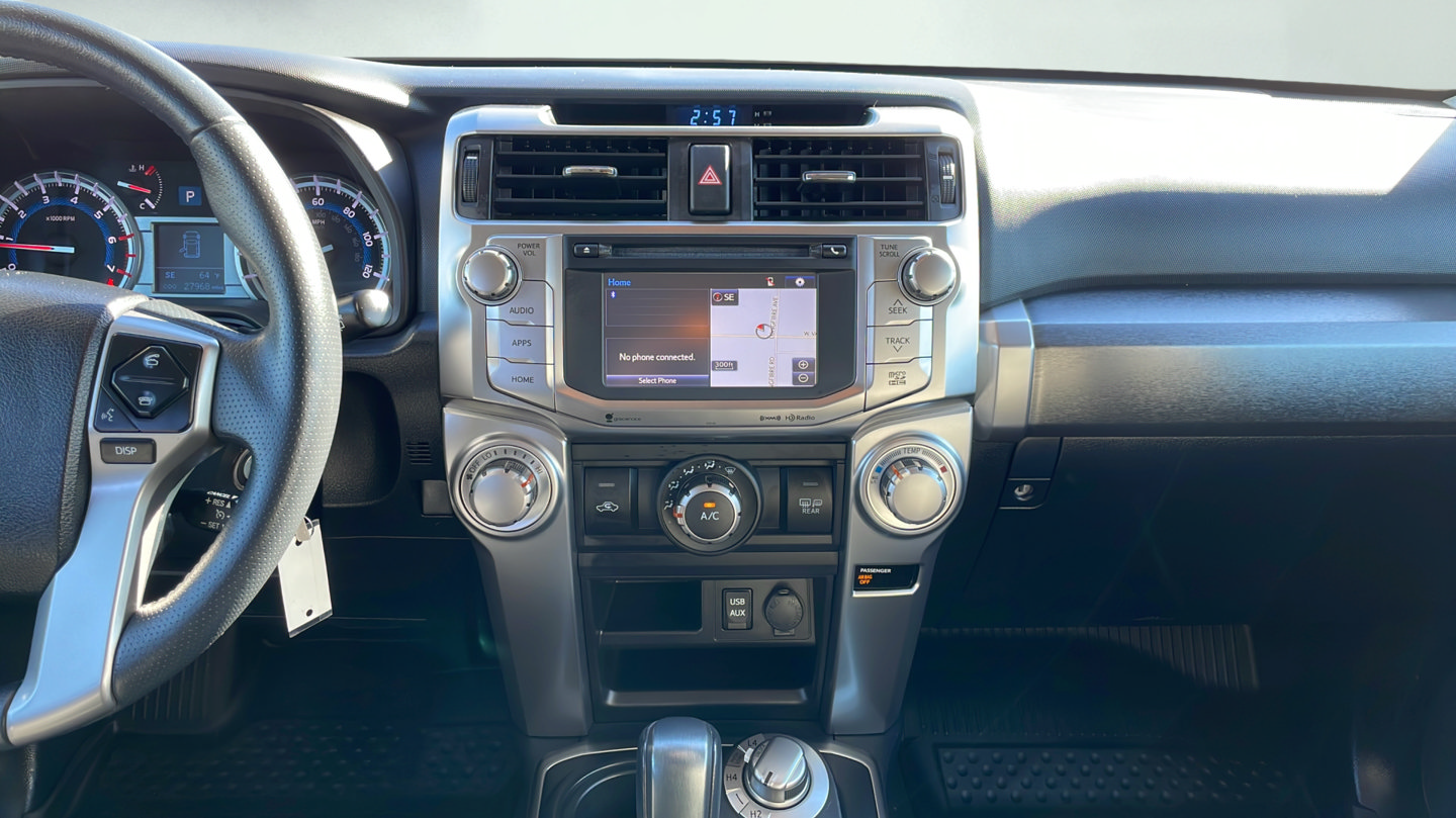 Certified 2018 Toyota 4Runner SR5 Premium AWD/4WD image 11