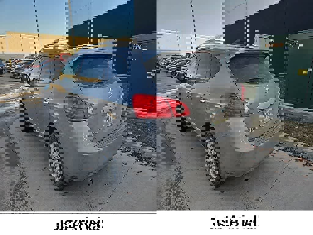 Used 2011 Nissan Rogue SV w/ SL Pkg image 4