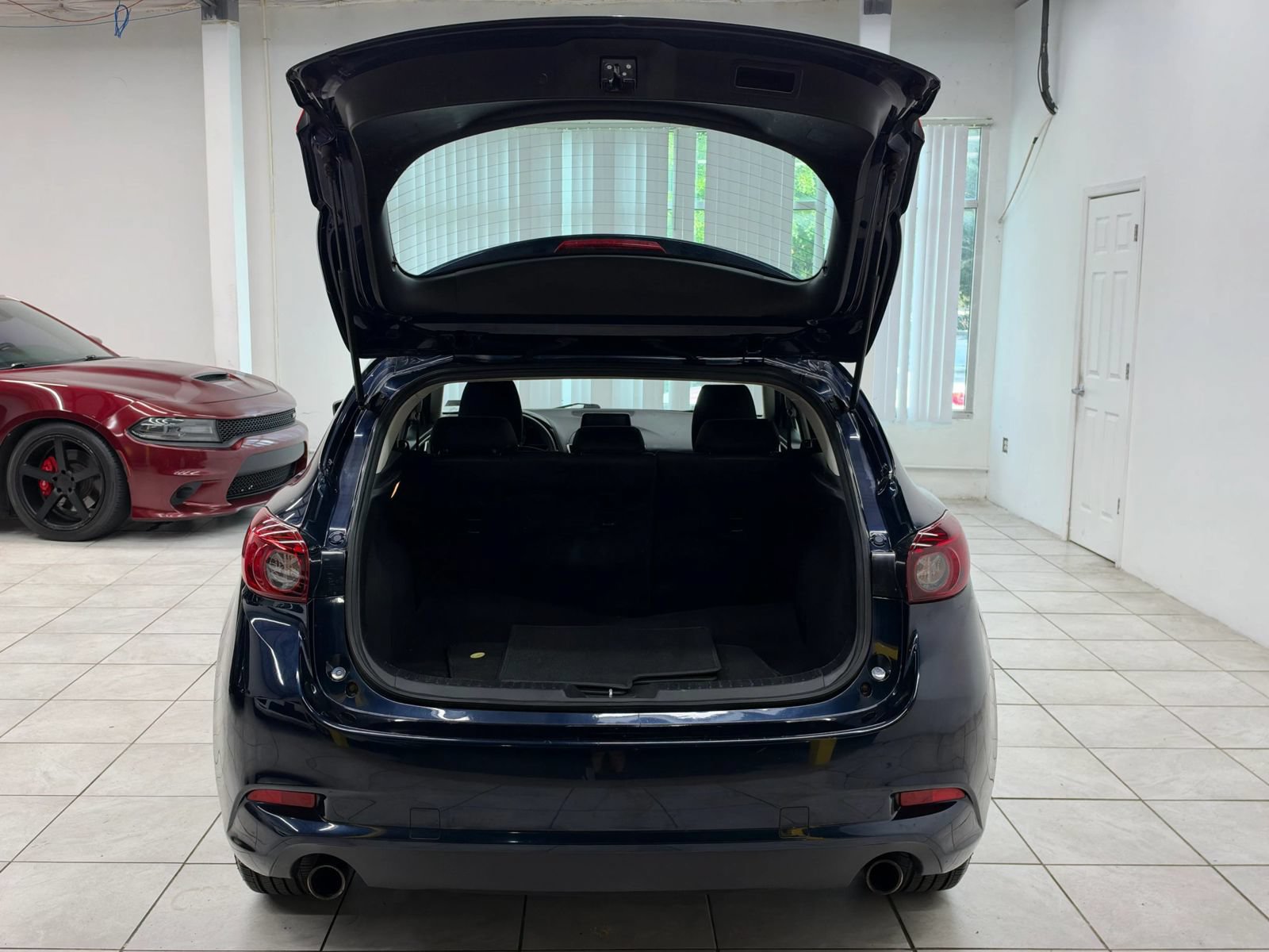 Used 2017 MAZDA MAZDA3 Sport FWD image 20